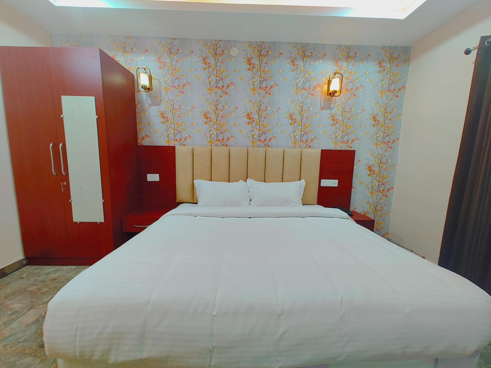 Awadh Samrat Resort Ayodhya Εξωτερικό φωτογραφία