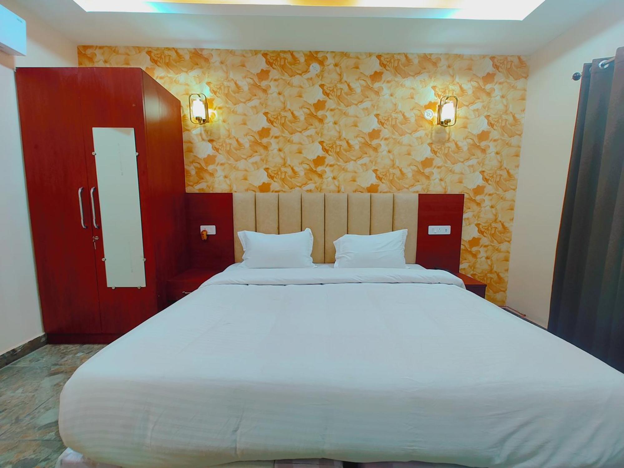 Awadh Samrat Resort Ayodhya Εξωτερικό φωτογραφία