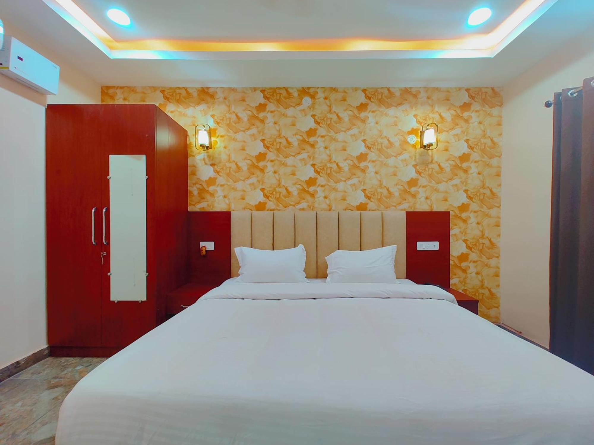 Awadh Samrat Resort Ayodhya Εξωτερικό φωτογραφία