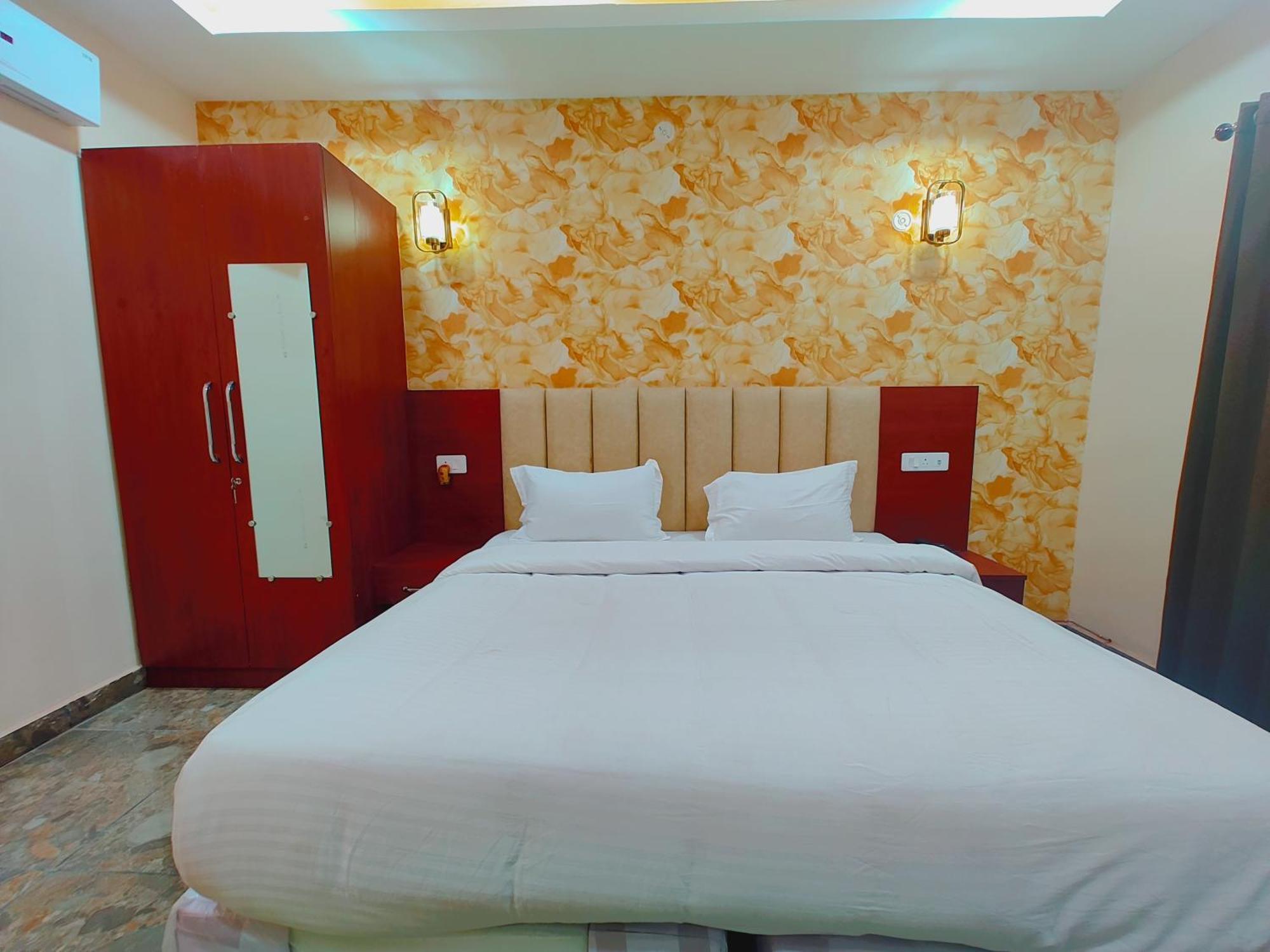 Awadh Samrat Resort Ayodhya Εξωτερικό φωτογραφία