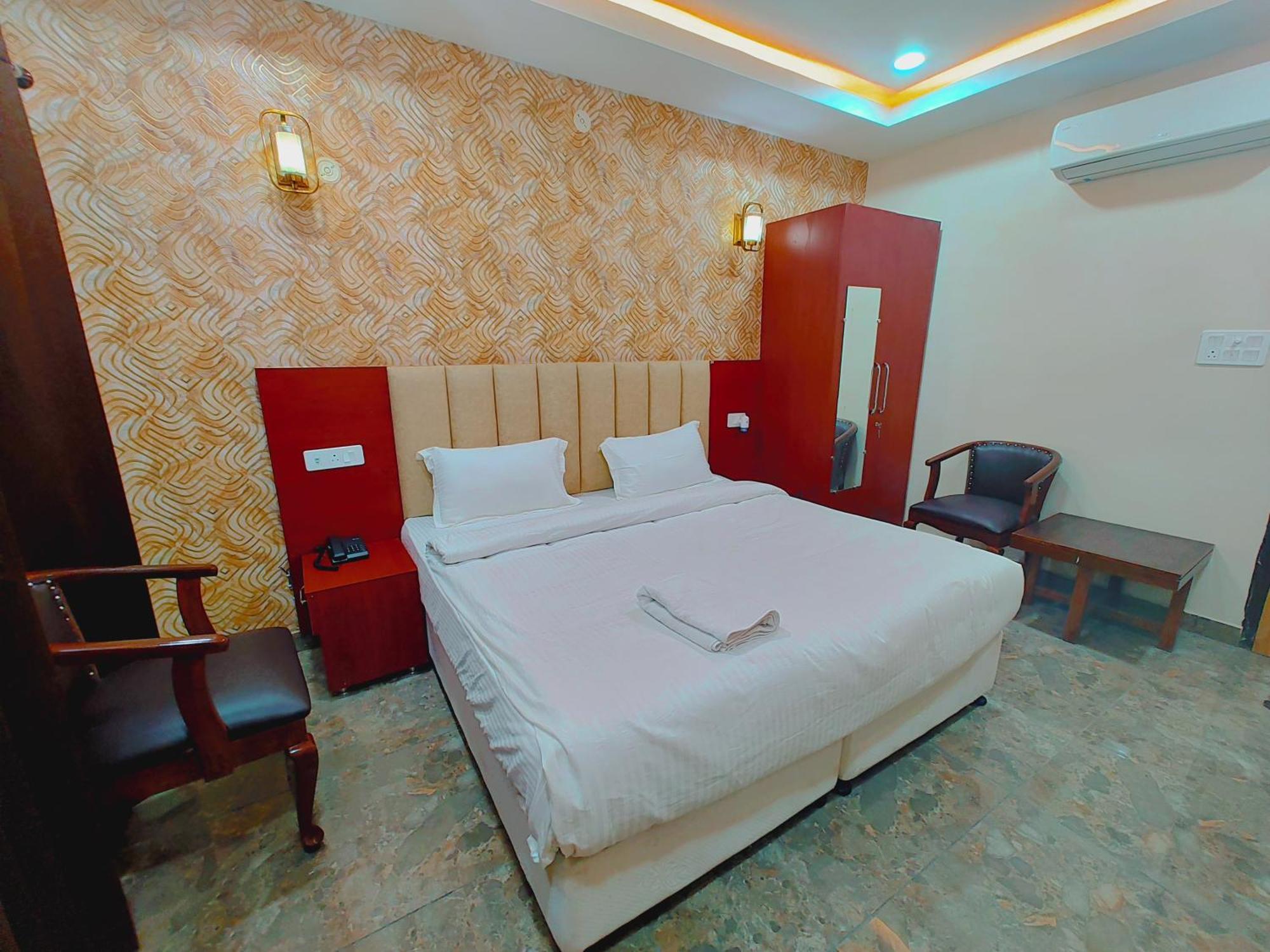 Awadh Samrat Resort Ayodhya Εξωτερικό φωτογραφία